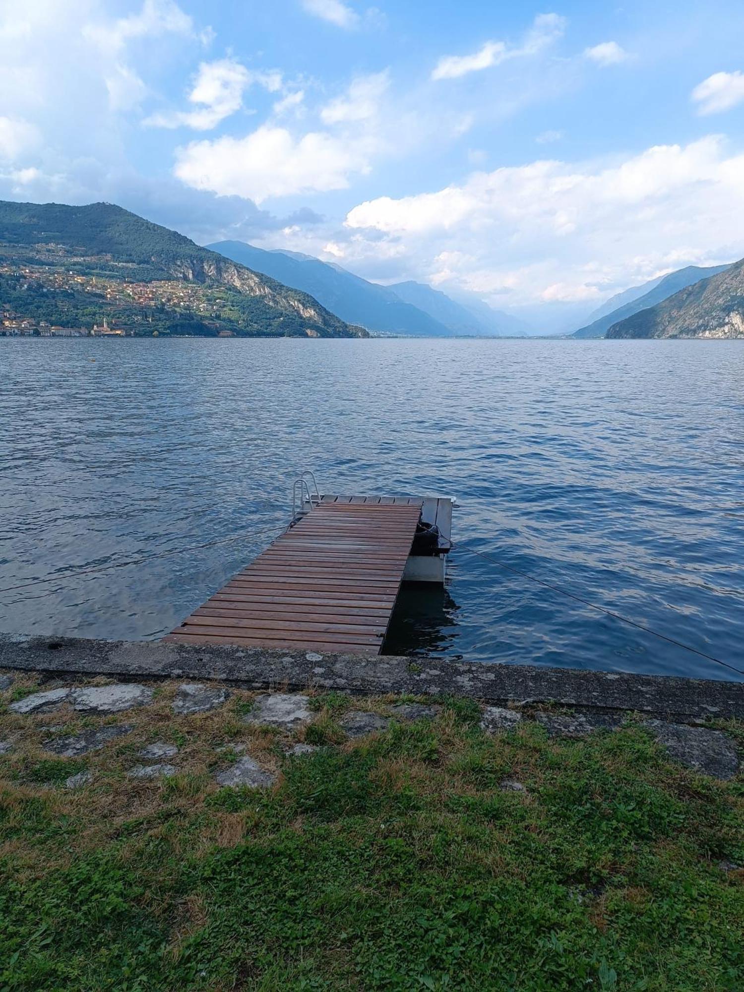 Studio Zu - Lakeside Apartment Riva di Solto Exterior foto